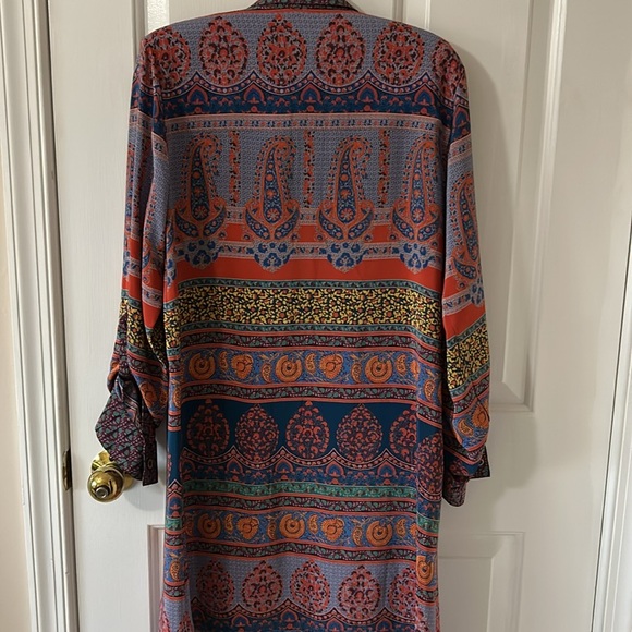 Colorful Patterned Button-Up Dress - Picture 2 of 9